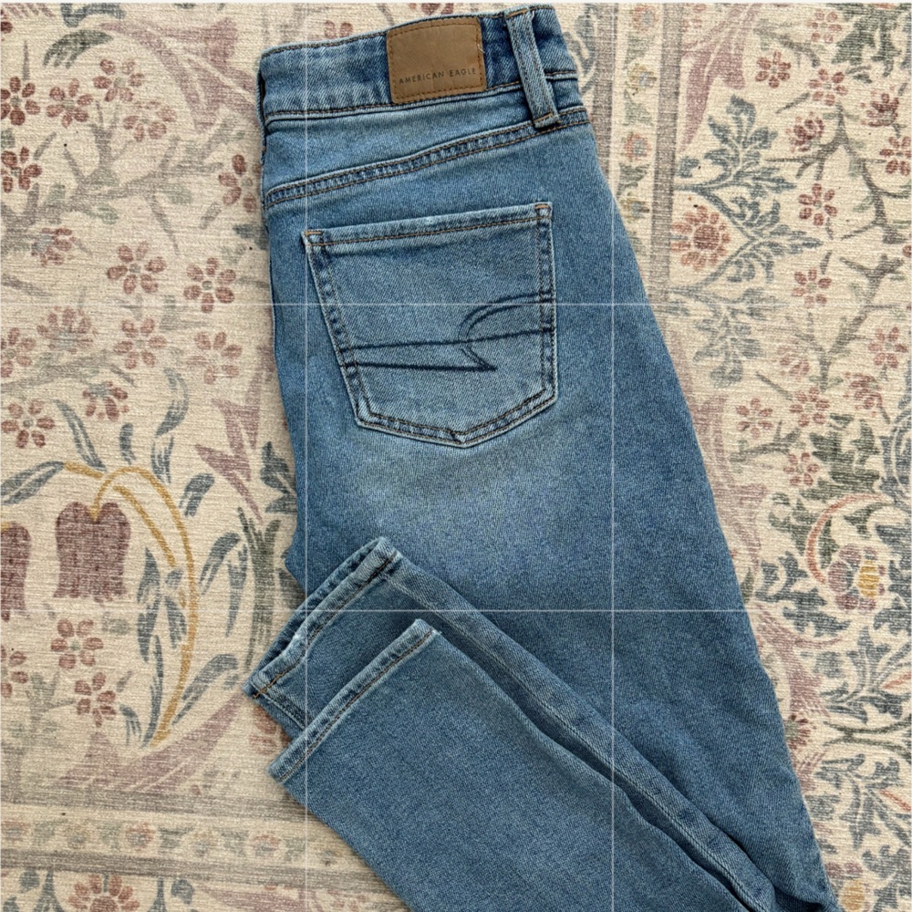 American Eagle Outfitters Tomgirl Blue Jeans